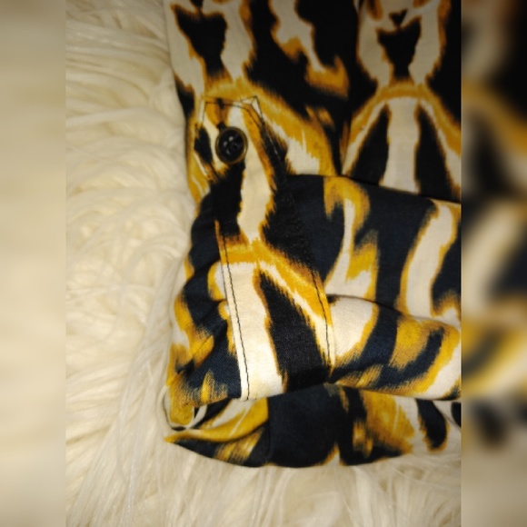 Jones New York abstract pattern blouse size "XL". - Picture 5 of 8